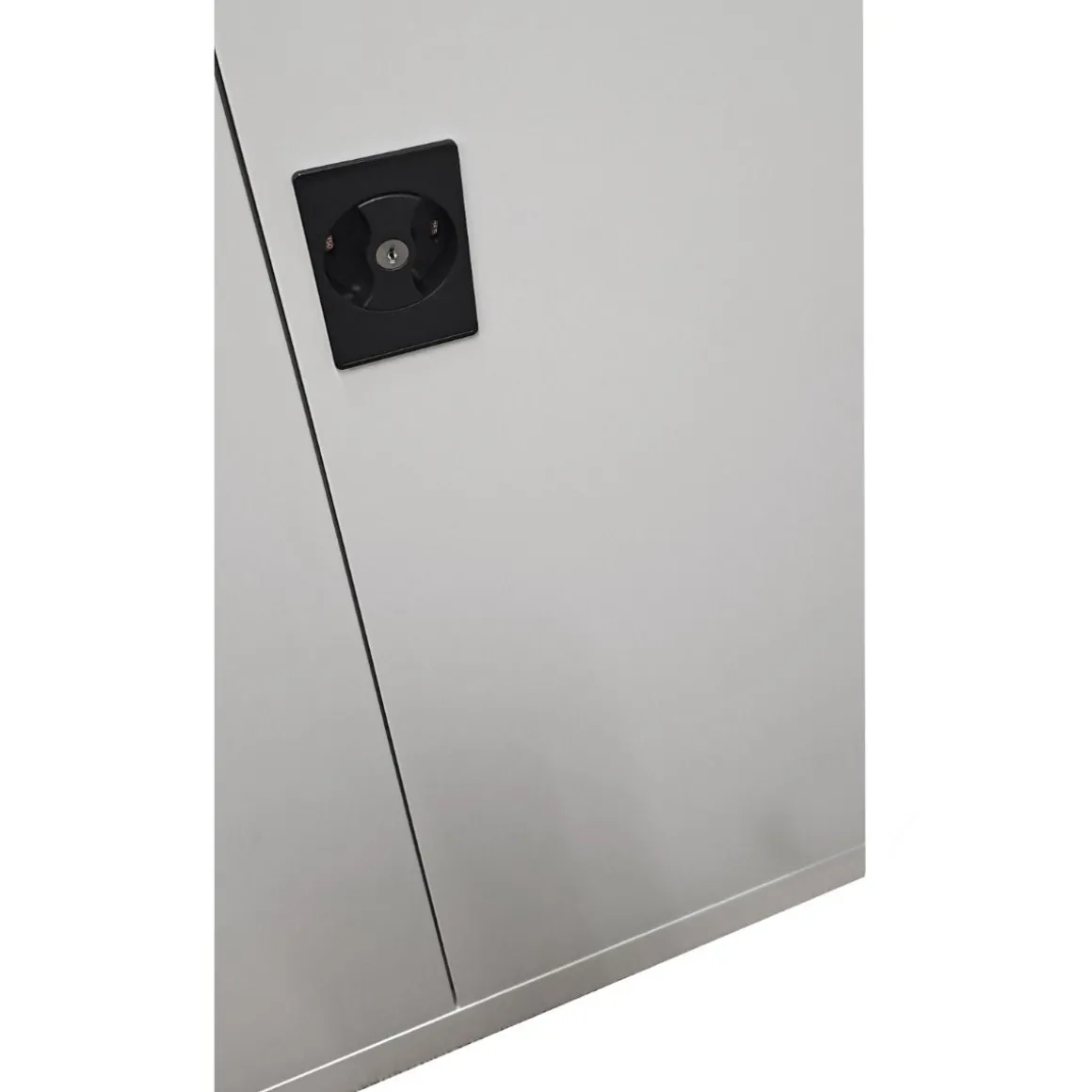 ARMADIO PORTASCOPE IN FERRO CM 90X45 H. 180 GRIGIO : vendita online ARMADIO PORTASCOPE IN FERRO CM 90X45 H. 180 GRIGIO in offerta