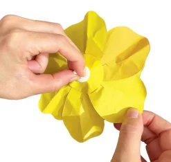 CLEMENTONI IDEA - KIT CREATIVO COMPONI IL MAZZO DI FIORI FLOWERS C/PROFUMO: vendita online CLEMENTONI IDEA - KIT CREATIVO COMPONI IL MAZZO DI FIORI FLOWERS C/PROFUMO in offerta