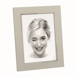 CORNICE IN LEGNO GRIGIA 13X18CM: vendita online CORNICE IN LEGNO GRIGIA 13X18CM in offerta