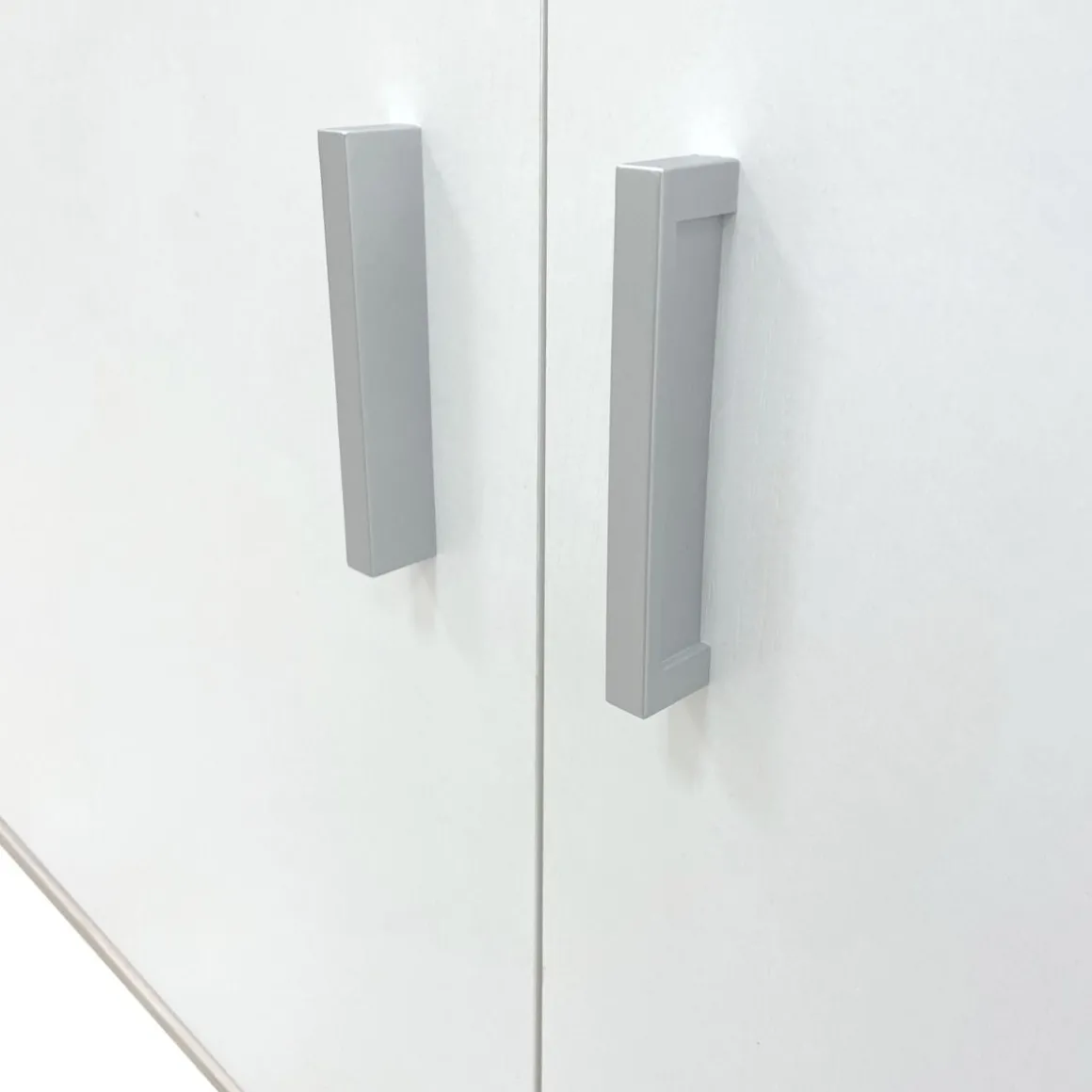CREDENZA MOD. QUADRANTE IN LAMINATO OLMO E BIANCO: vendita online CREDENZA MOD. QUADRANTE IN LAMINATO OLMO E BIANCO in offerta