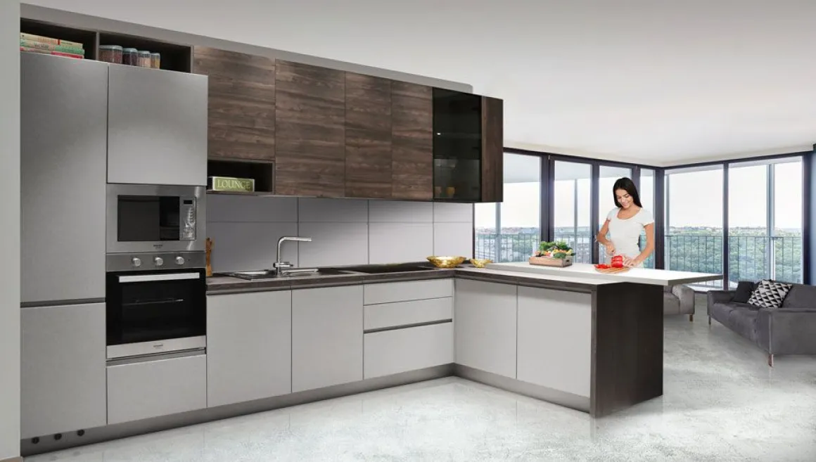 Cucina componibile in noce moro e laccato opaco