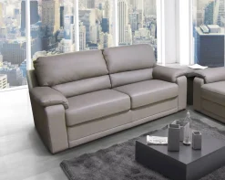 Divano 3 Posti in Pelle in Offerta: Modello Verona