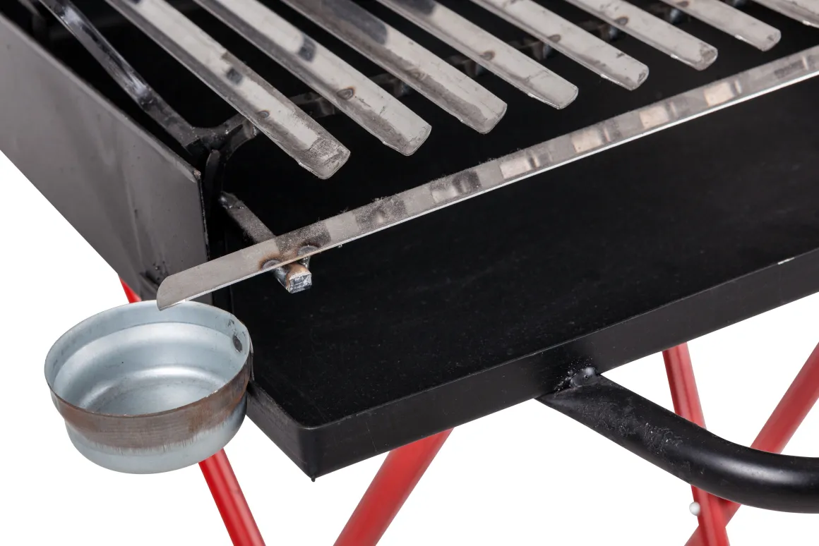 fornello barbecue a legna con porta utensili 142