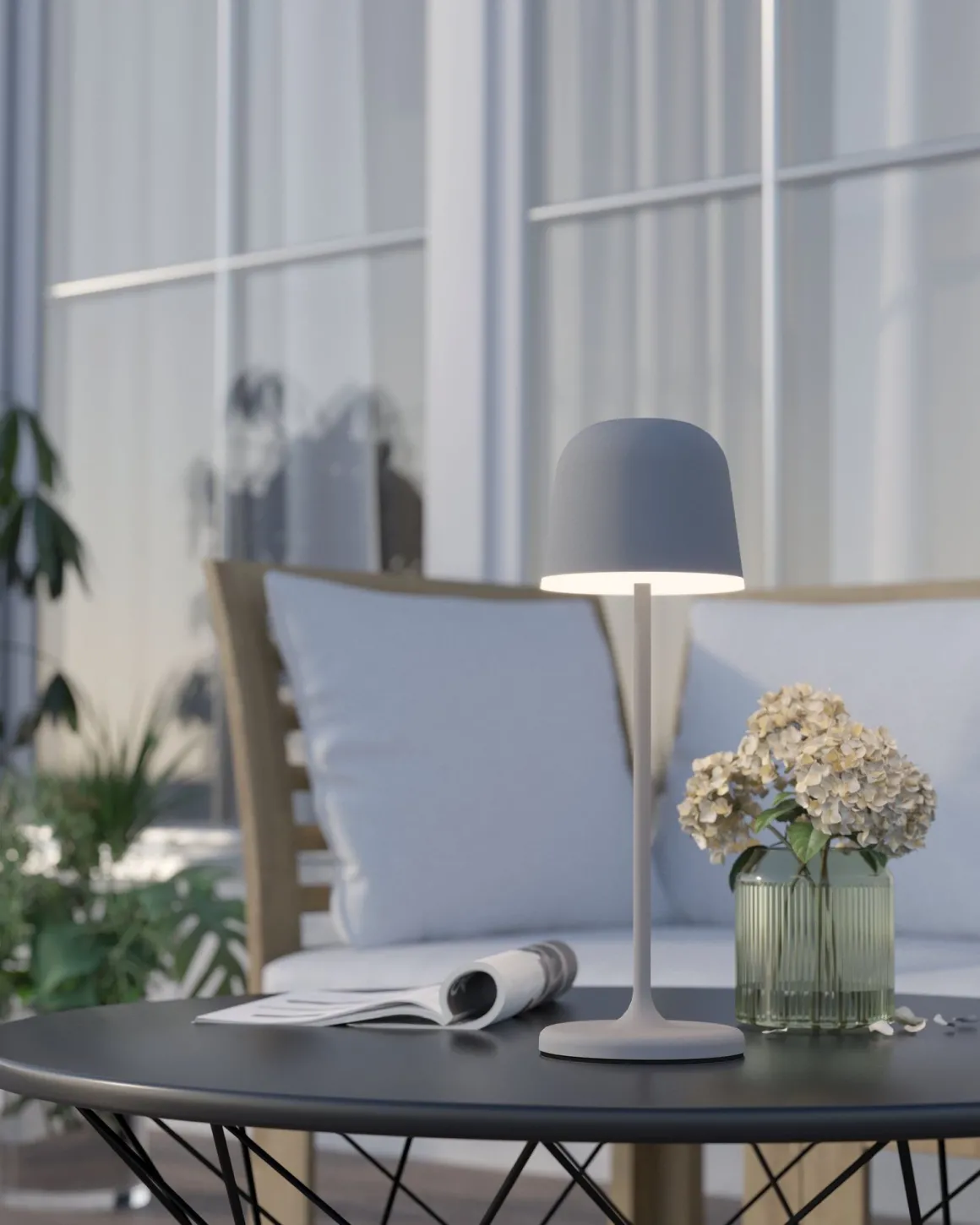 LAMPADA DA TAVOLO MANNERA BIANCO H. 34CM - 2.2W 3000K 200lm: vendita online LAMPADA DA TAVOLO MANNERA BIANCO H. 34CM - 2.2W 3000K 200lm in offerta