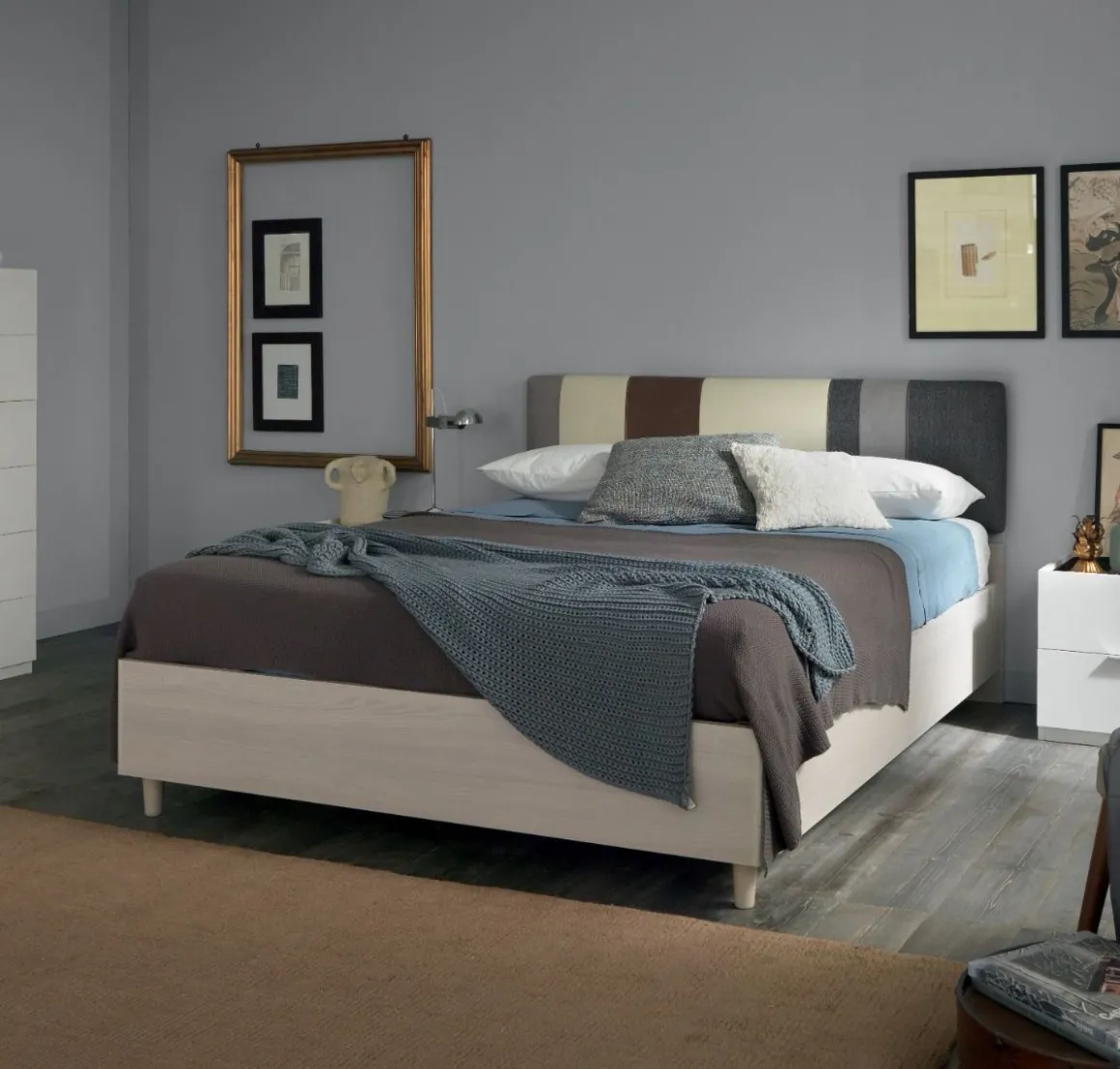 LETTO MATRIMONIALE CON CONTENITORE OLMO E TESSUTO