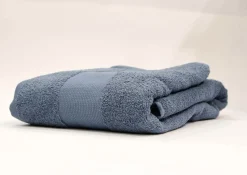 LINEA SOLID - TELO BAGNO 100X150CM OLTREMARE: vendita online LINEA SOLID - TELO BAGNO 100X150CM OLTREMARE in offerta