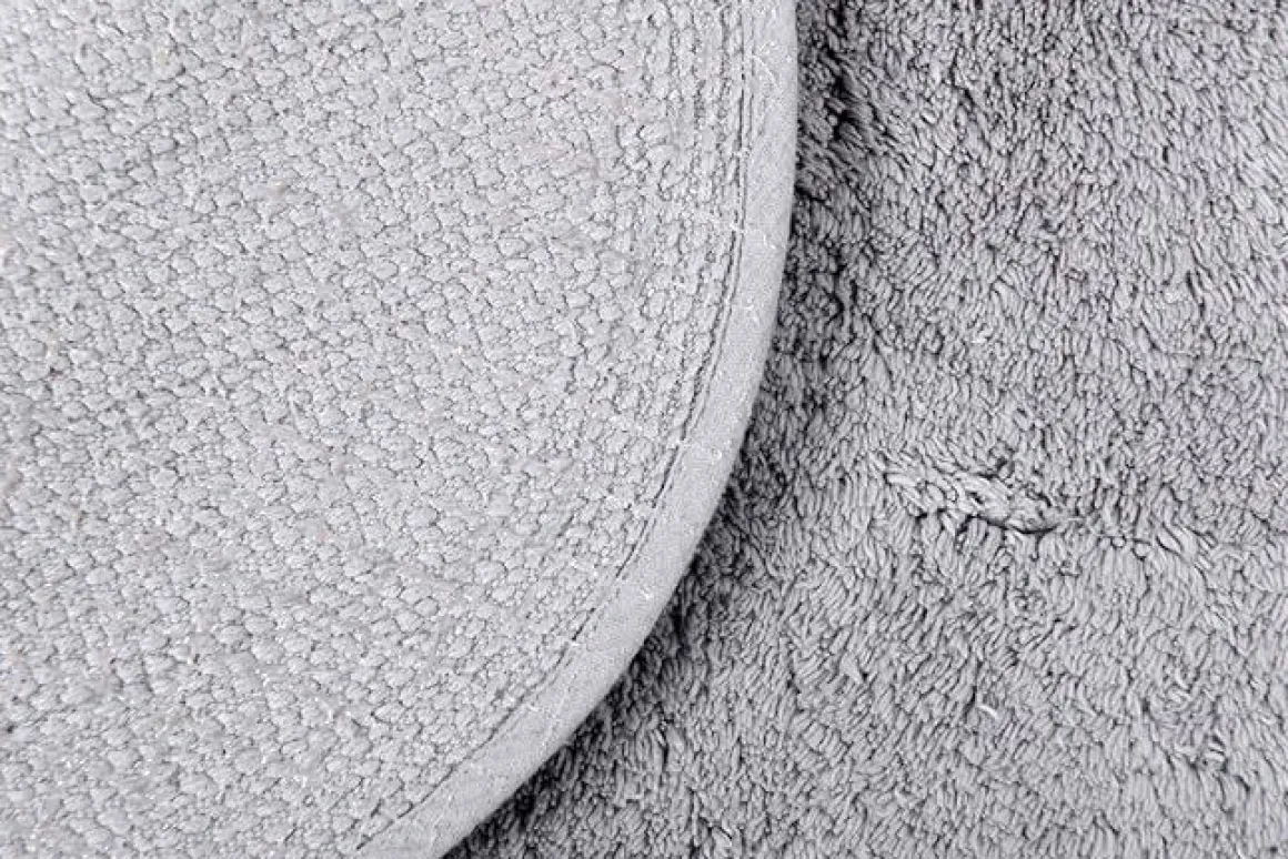 LINEA JANE - TAPPETO BAGNO A FORMA DI CUORE GRIGIO: vendita online LINEA JANE - TAPPETO BAGNO A FORMA DI CUORE GRIGIO in offerta
