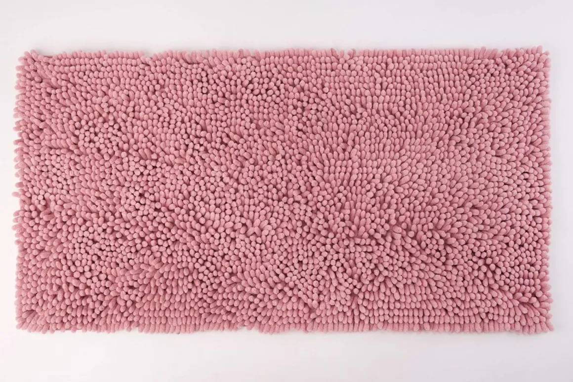 LINEA JOY - TAPPETO BAGNO 50X80 CM ROSA: vendita online LINEA JOY - TAPPETO BAGNO 50X80 CM ROSA in offerta