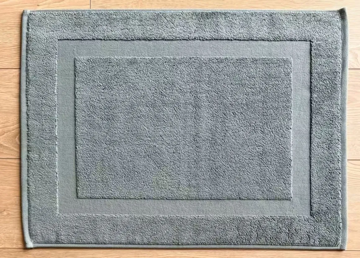 LINEA SOLID - TAPPETO BAGNO 50X70 CM SALVIA : vendita online LINEA SOLID - TAPPETO BAGNO 50X70 CM SALVIA in offerta