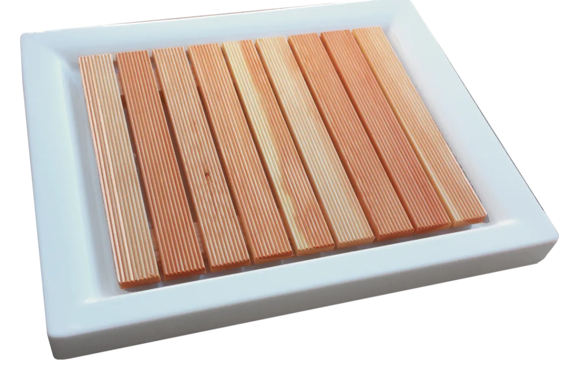 PEDANA DOCCIA CM 55X68 IN LARICE NATURALE