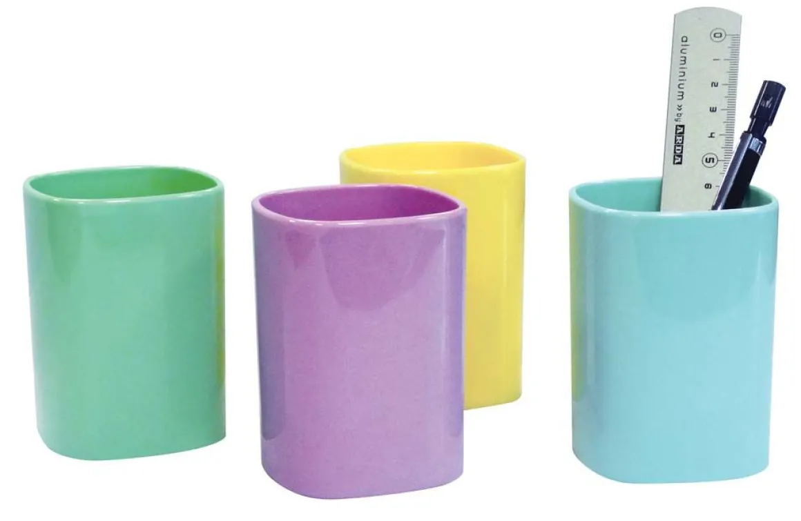 Portapenne colorato a forma di bicchiere in vendita online: portapenne, keep colour pastel