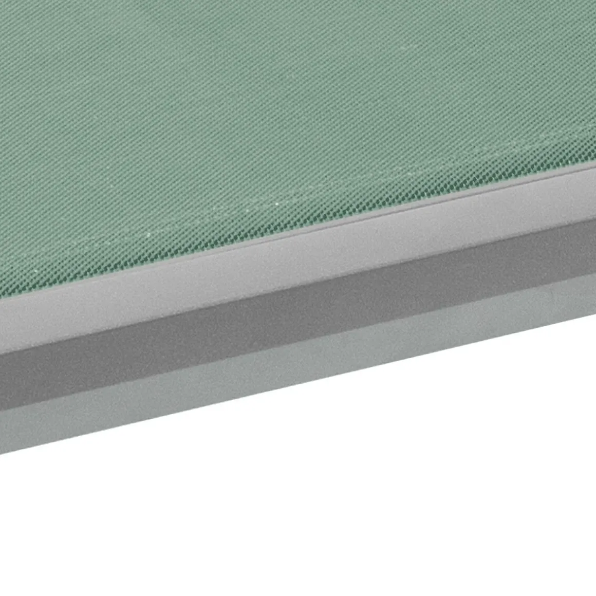 Sdraio da esterno in grigio e verde: sdaio con ruote