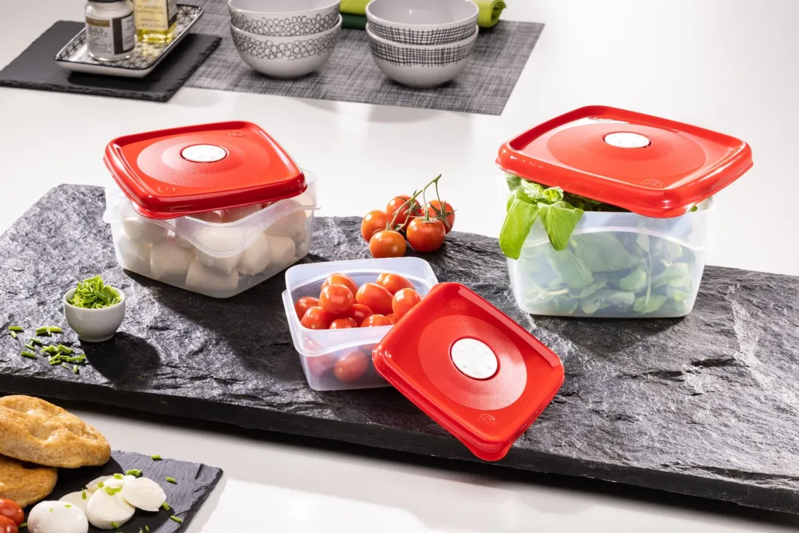 SET 3 CONTENITORI FRESKA SQUARE IN PLASTICA 0.5-1-2LT ASSORTITO