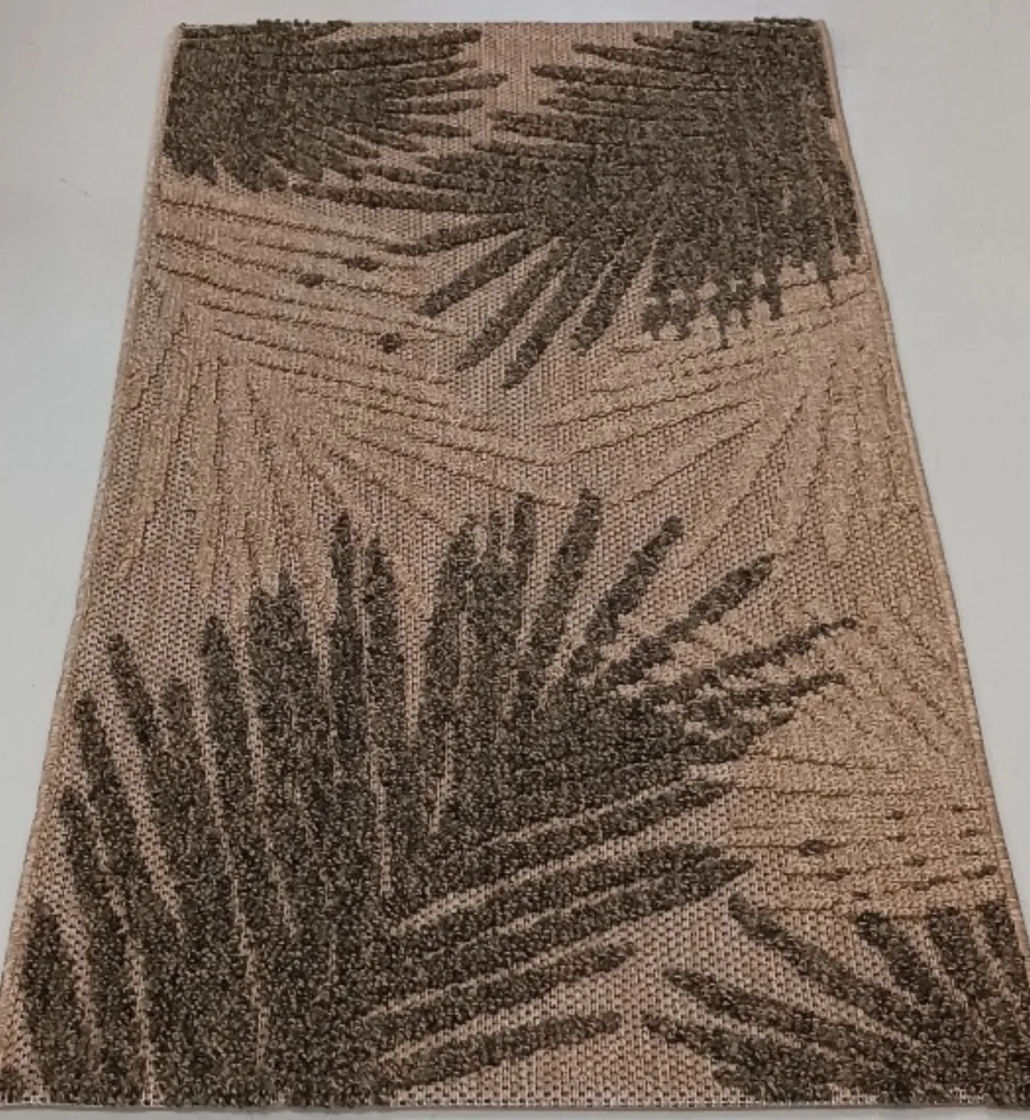 TAPPETO MOD. UTOPIA CM 100X200 CON DECORO FOGLIE A RILIEVO: vendita online TAPPETO MOD. UTOPIA CM 100X200 CON DECORO FOGLIE A RILIEVO in offerta