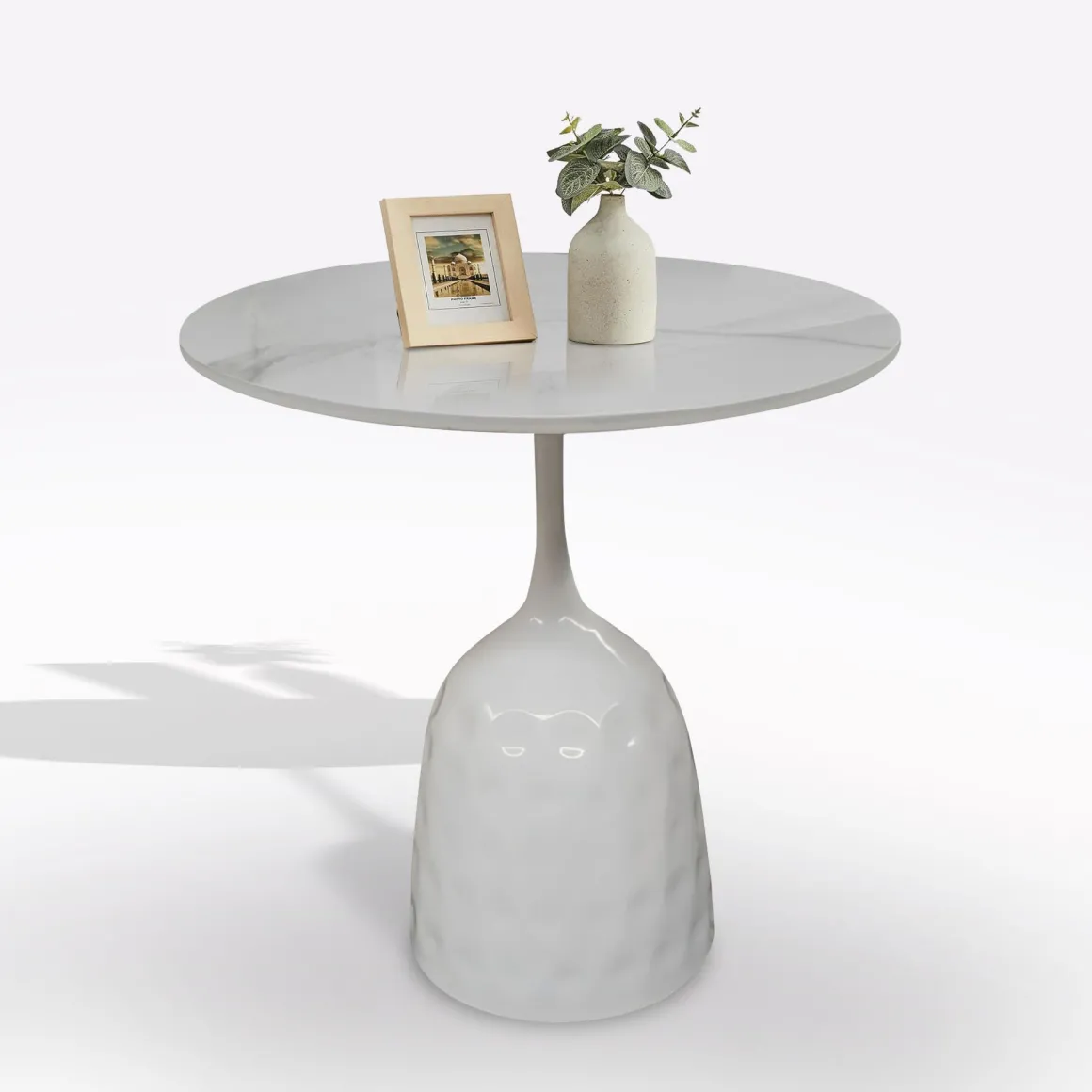 TAVOLINO DIAM. CM 50 H.53 IN METALLO E PIANO CERAMICA EFFETTO MARMO BIANCO in vendita online