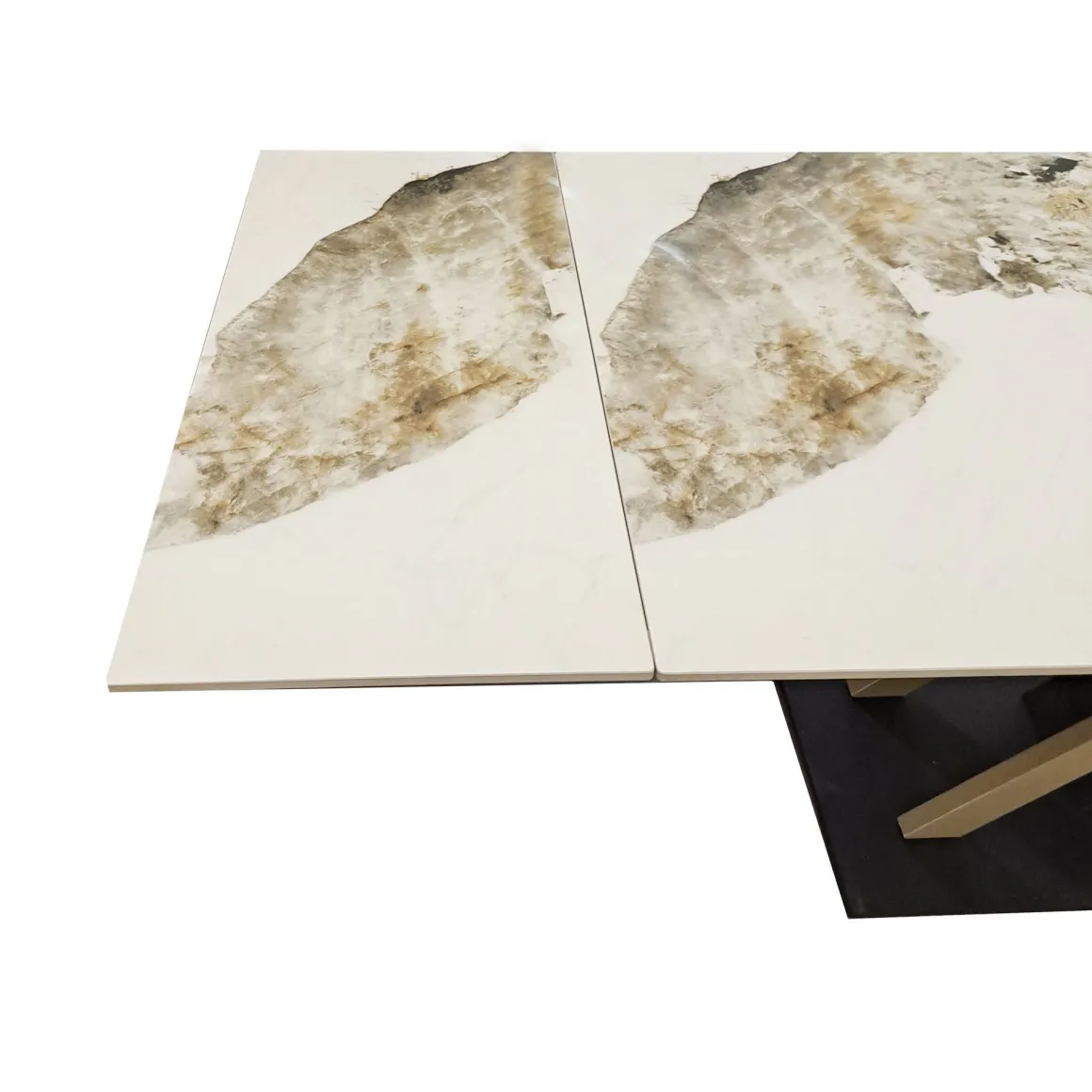 TAVOLO CM 160X90 ALL. METALLO NERO/ORO E PIANO VETRO EFFETTO MARMO: vendita online TAVOLO CM 160X90 ALL. METALLO NERO/ORO E PIANO VETRO EFFETTO MARMO in offerta