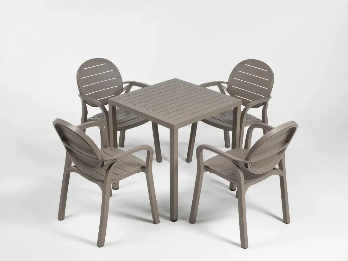 Vendita online di NARDI OUTDOOR - TAVOLO FISSO CUBE 70X70 CM ALLUMINIO TORTORA