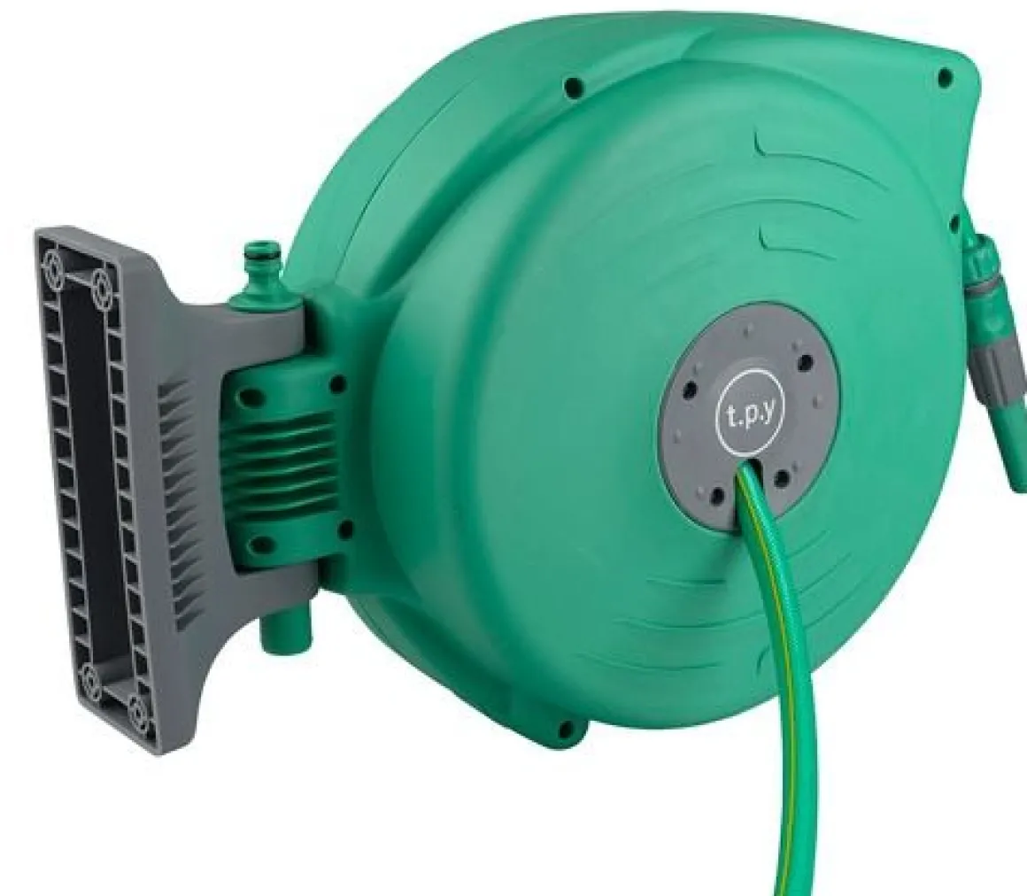 Vendita online di AVVOLGICANNA AUTOMATICO 12MT CON CANNA VERDE