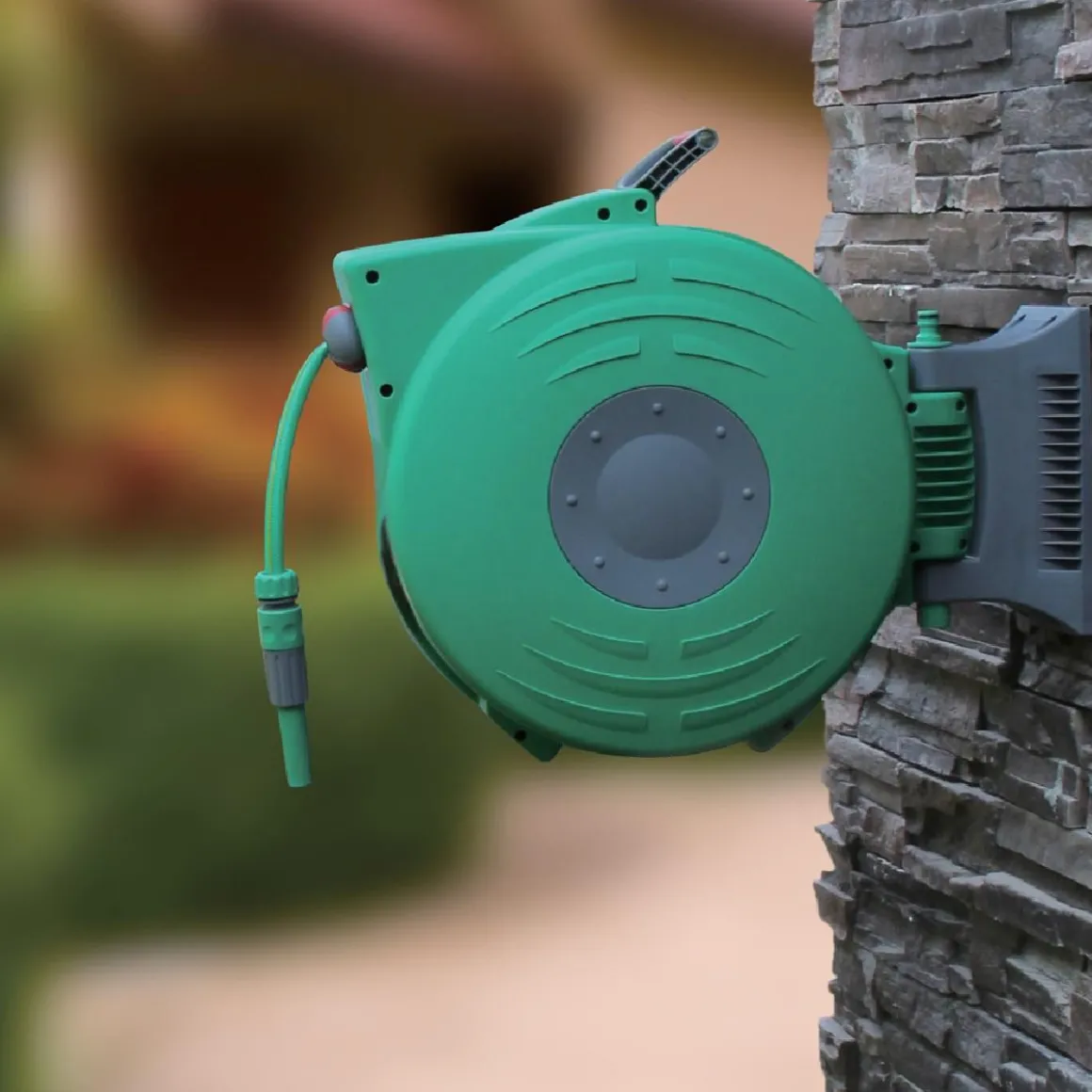 Vendita online di AVVOLGICANNA AUTOMATICO 12MT CON CANNA VERDE