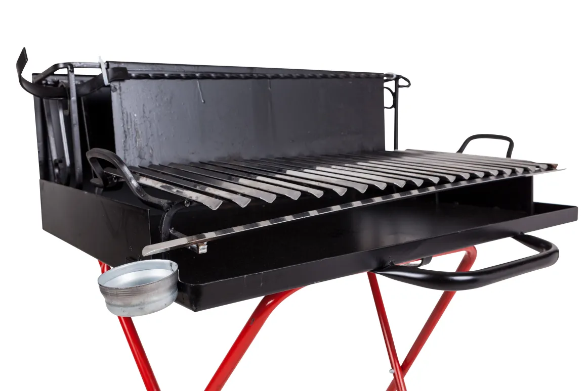 Vendita online di BARBECUE A LEGNA IN METALLO 74X55CM H. 96