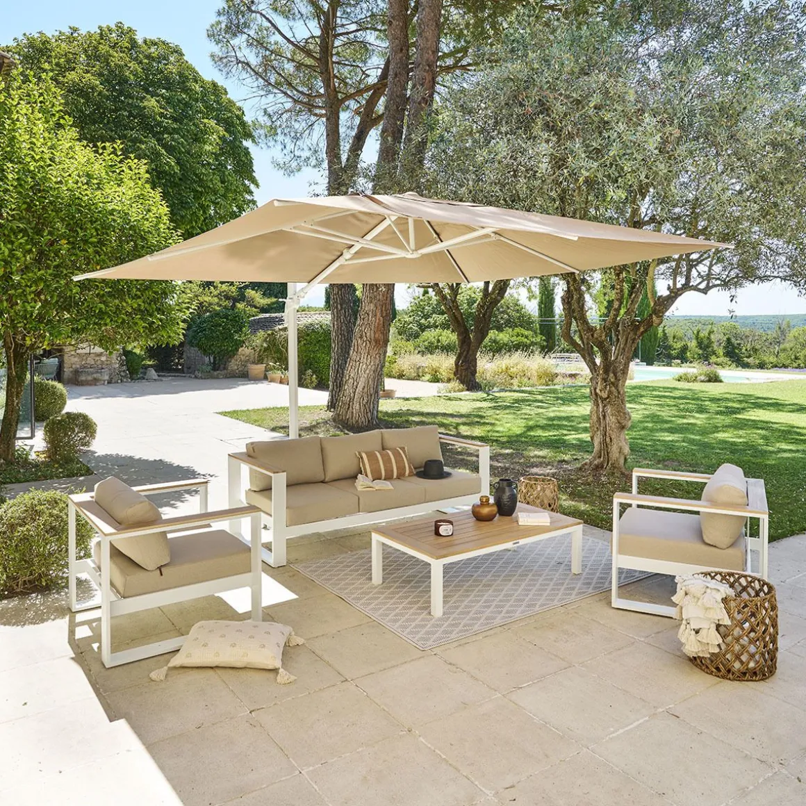 Vendita online di OMBRELLONE A BRACCIO MOD. MELHIA MT 3X4 NOCCIOLA