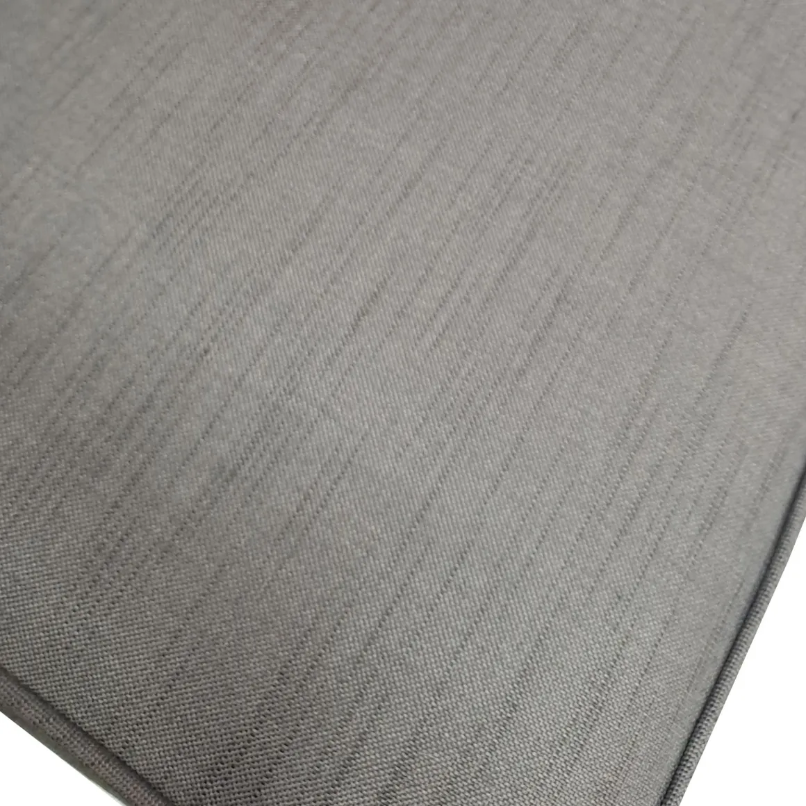 Vendita online di POLTRONA GIREVOLE MOD. WEAVE ALLUMINIO PRESSOFUSO ANTRACITE