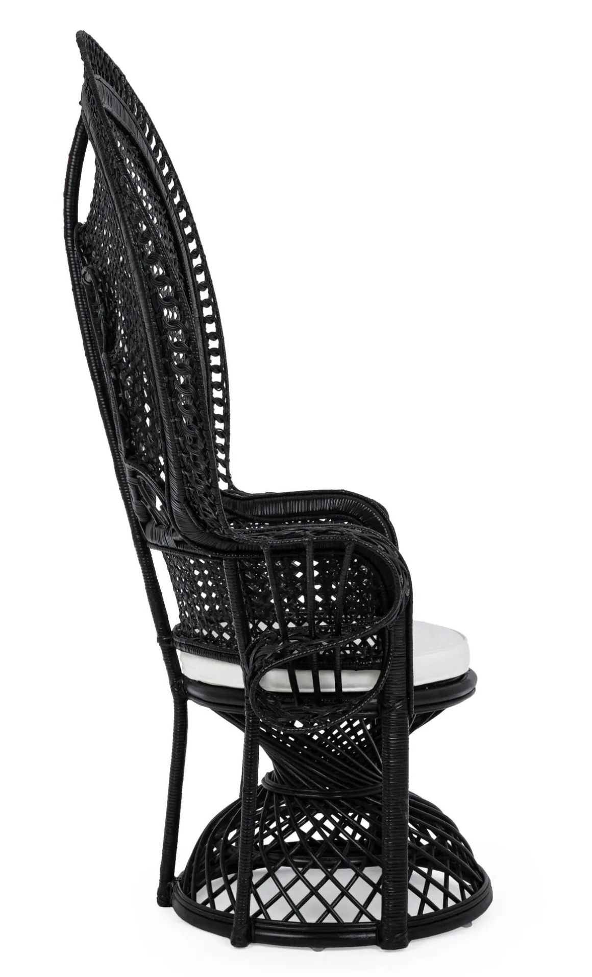 Vendita online di POLTRONA MOD. PEACOCK IN RATTAN NERO