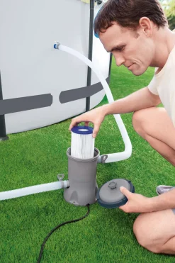 Vendita online di POMPA A FILTRO 2006LT/H PER PISCINE DA 1100 A 14300LT