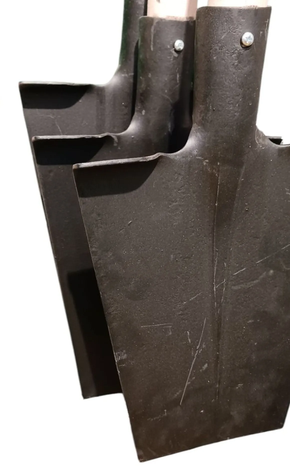 Vendita online di VANGA FORGIATA RETTANGOLARE IN FERRO NERO CON MANICO NATURALE