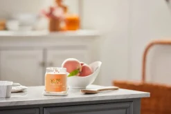 YANKEE CANDLE - GIARA MEDIA 2 STOPPINI FARM FRESH PEACH: vendita online YANKEE CANDLE - GIARA MEDIA 2 STOPPINI FARM FRESH PEACH in offerta